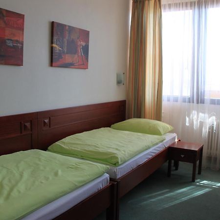 Hotel Bothe Považská Bystrica Dış mekan fotoğraf