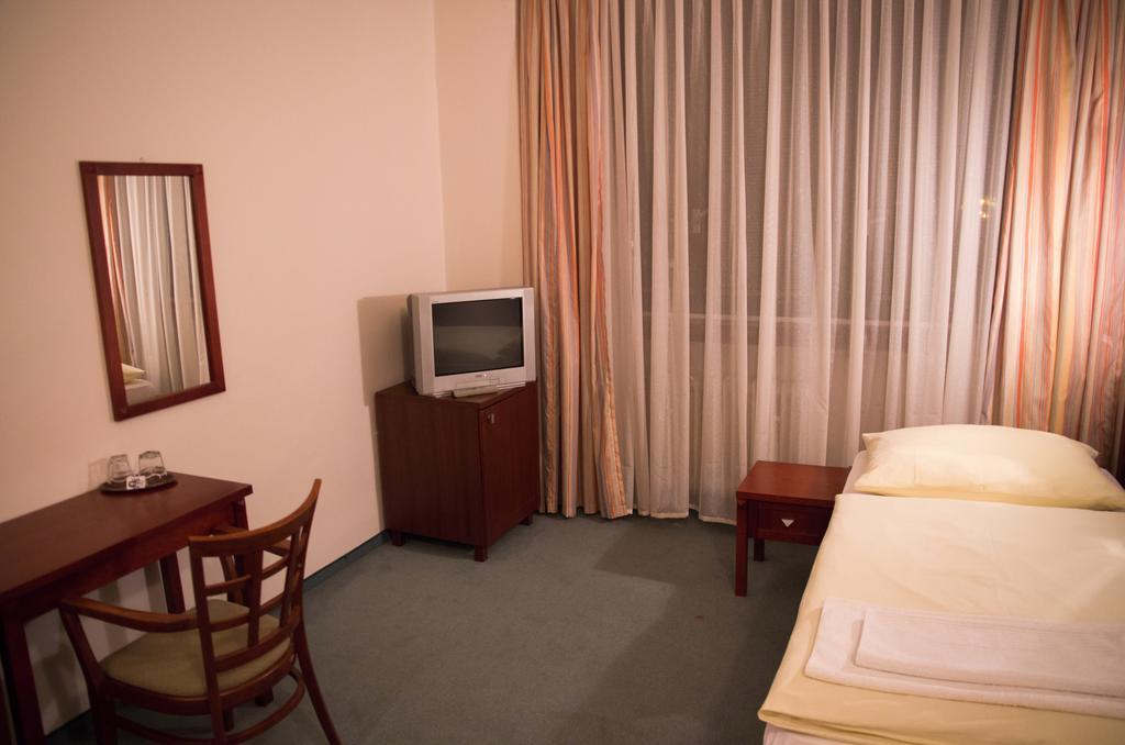 Hotel Bothe Považská Bystrica Oda fotoğraf