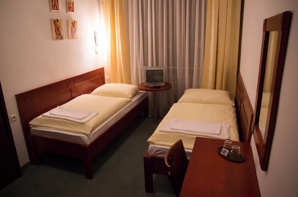 Hotel Bothe Považská Bystrica Dış mekan fotoğraf