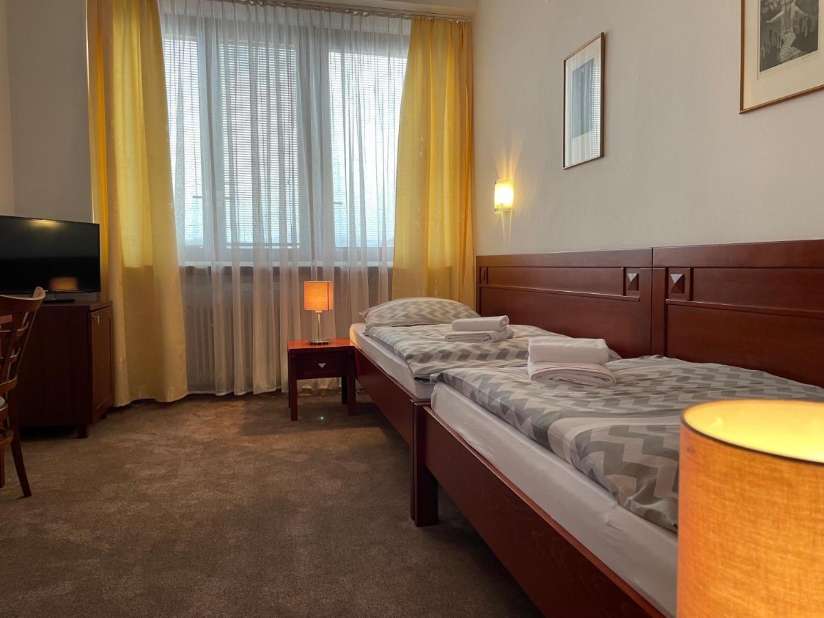 Hotel Bothe Považská Bystrica Dış mekan fotoğraf