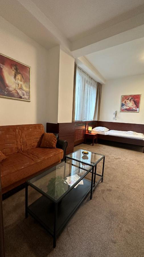 Hotel Bothe Považská Bystrica Dış mekan fotoğraf