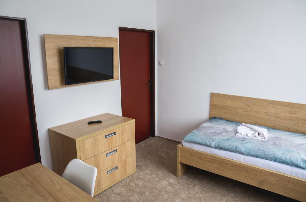 Hotel Bothe Považská Bystrica Dış mekan fotoğraf