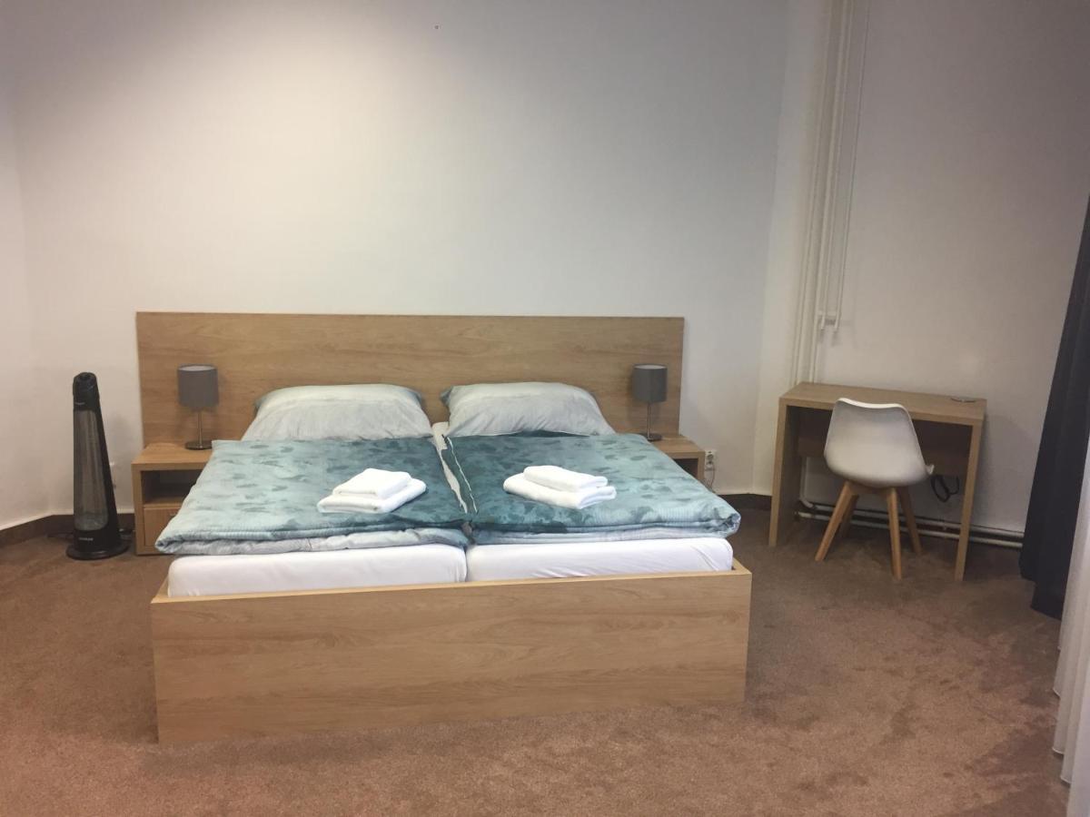 Hotel Bothe Považská Bystrica Dış mekan fotoğraf