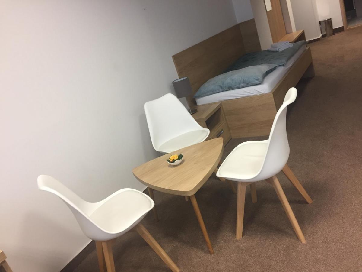 Hotel Bothe Považská Bystrica Dış mekan fotoğraf